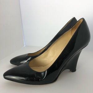 Kate spade black patent leather wedges pumps 8.5
